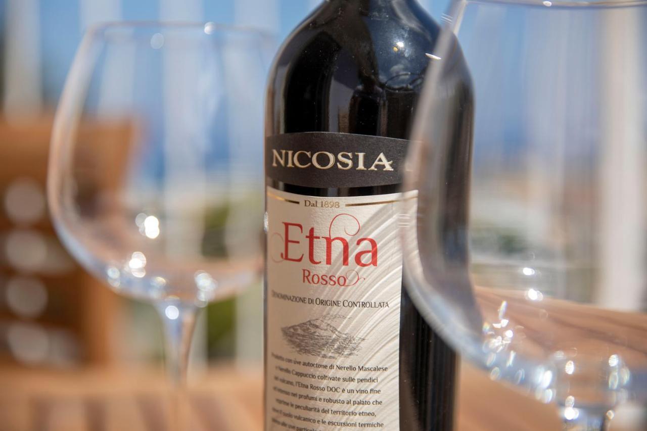 Familyholidays La Finestra Di Fronte Cefalù Eksteriør billede